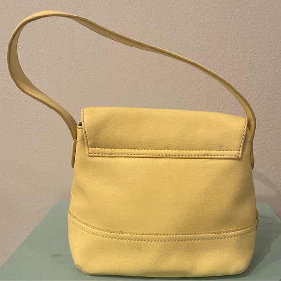 Yellow vintage Tommy Bahama shoulder bag - Picture 2 of 8